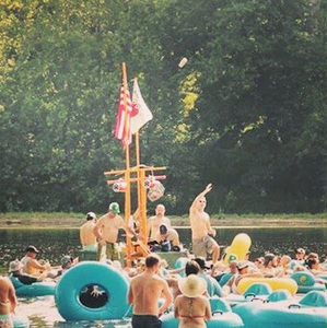 Meet your Posher, Christian